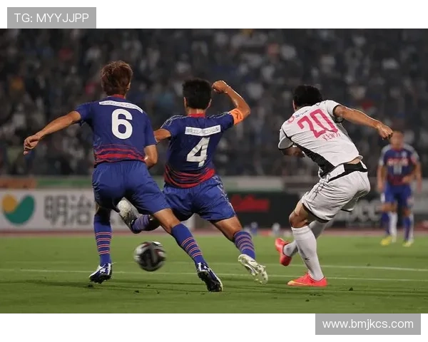 町田泽维亚28岁中场黑川淳史加盟甲府风林 町田泽维亚28岁中场黑川淳史加盟甲府风林