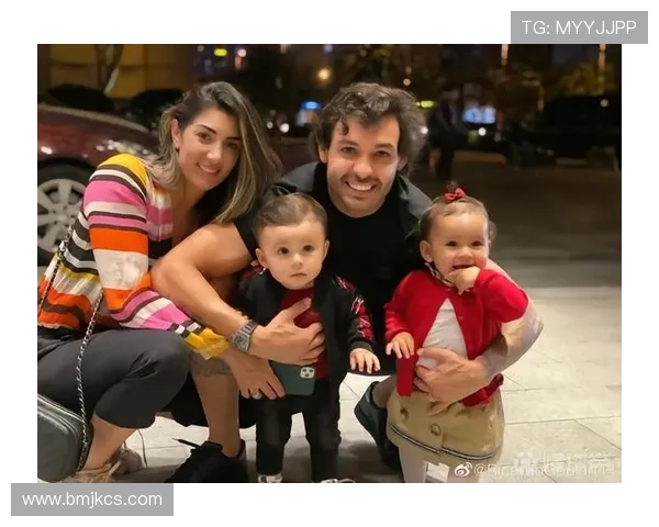 离复出又近一步,阿拉巴社媒晒自己恢复草地训练照 离复出又近一步,阿拉巴社媒晒自己恢复草地训练照